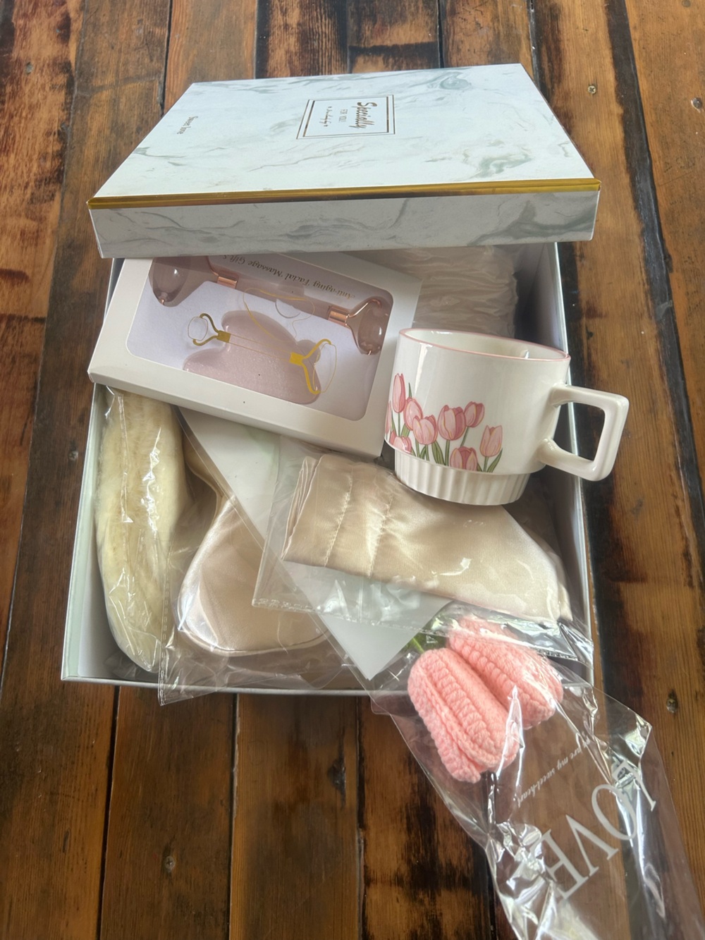 Sweet Love Women’s Bath & Body Gift Set — Pink Tulip. NWOT.